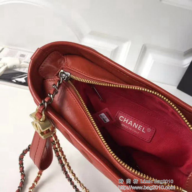 香奈兒CHANEL2018年新款V格 Chanel Gabrielle 橙紅色鏈條流浪包 DSC2067